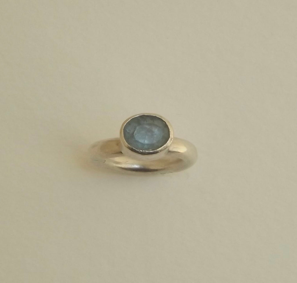 anillo aguamarina