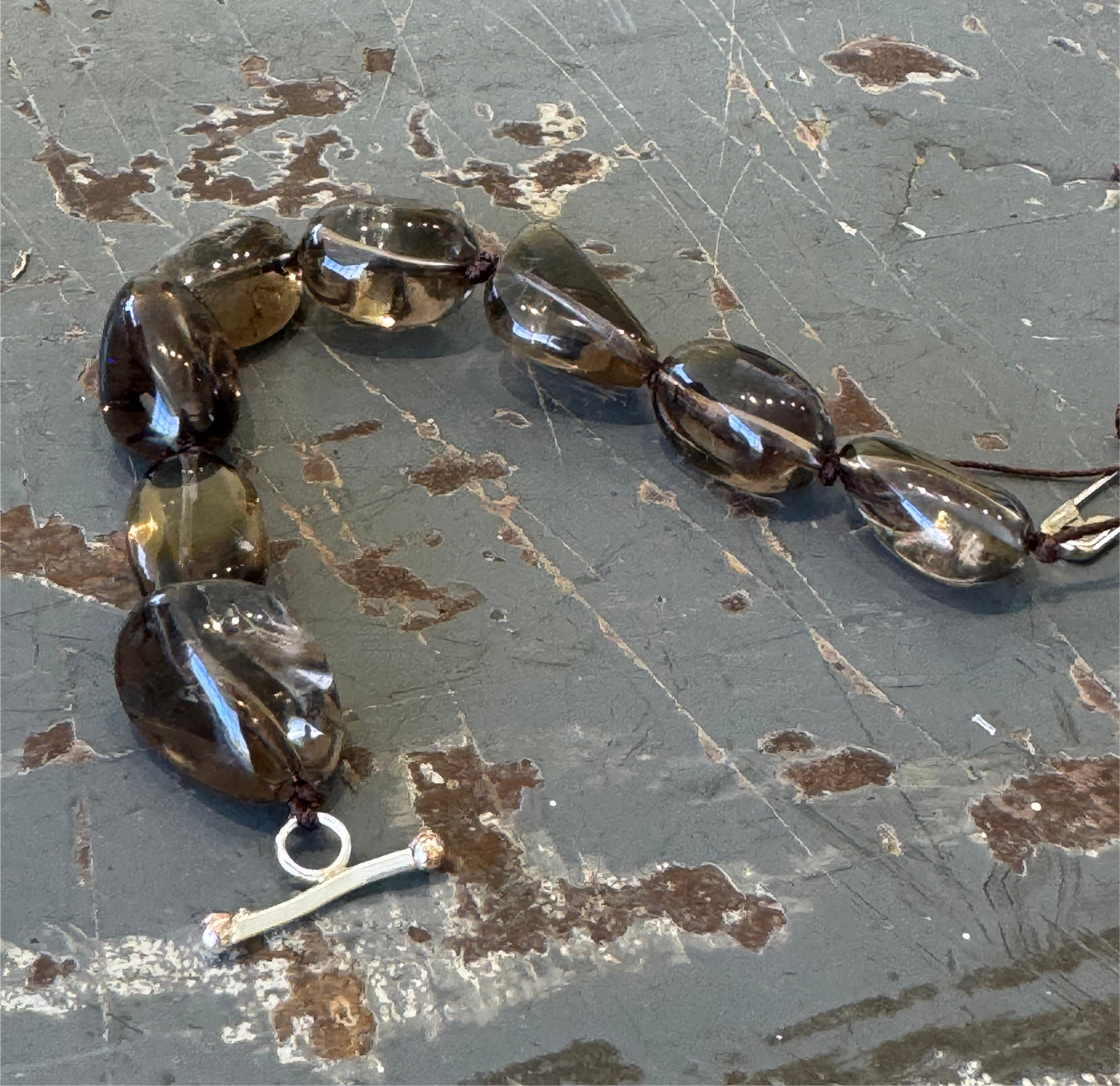 Collar de quarzo ahumado