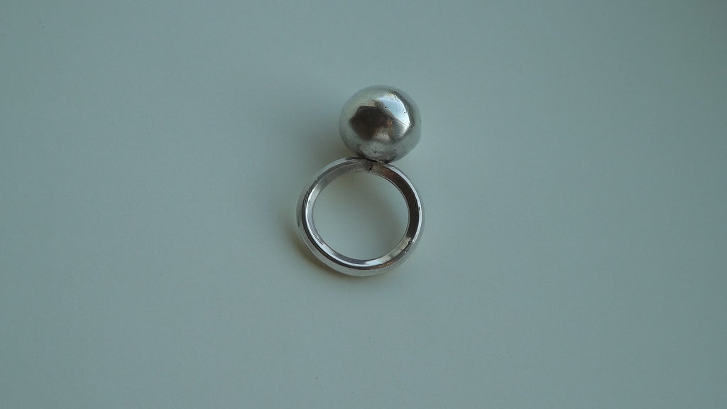 anillo bola