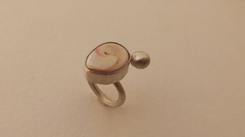 anillo queen conch shell